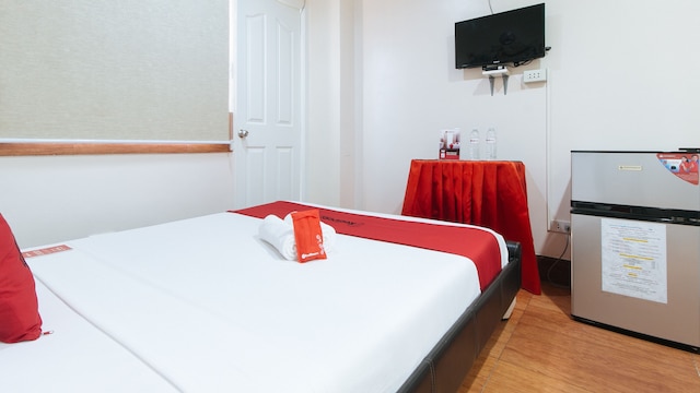 レッドドアーズ ニア アクラ サウス タギッグ