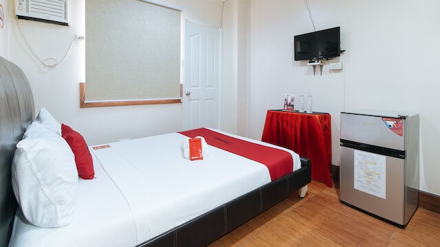 レッドドアーズ ニア アクラ サウス タギッグ