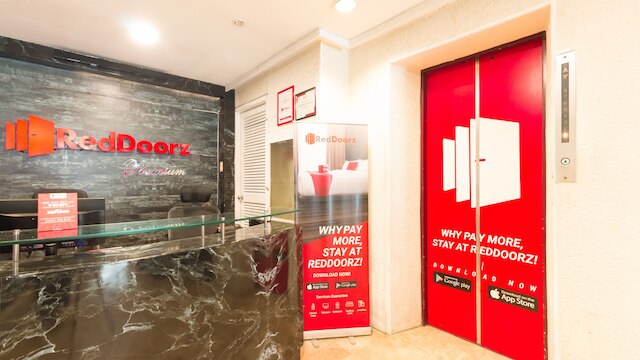 レッドドアーズ プレミアム ニア グリーンベルト マカティ