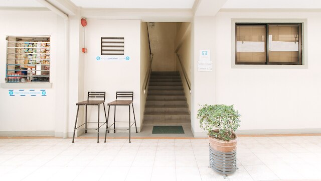 レッドドアーズ ニア パサイ タフト