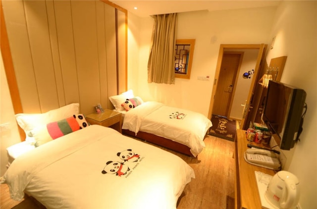 パンダ クラブ交通ユニバーシティ ブランチ