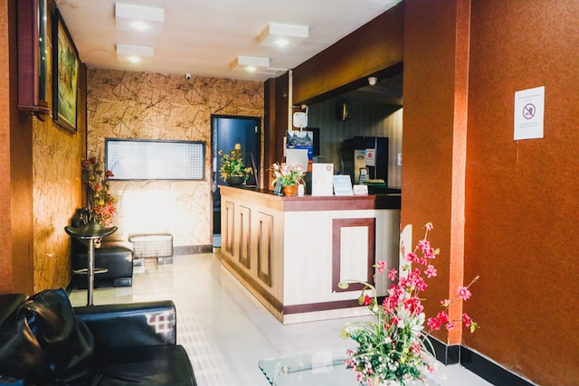 レッドドアーズ プラス ニア モール パナクカン 2