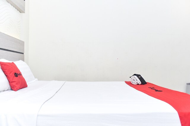 レッドドアーズ プラス ニア マカッサル タウン スクエア