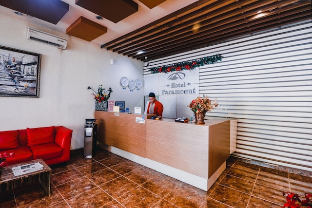 レッドドアーズ プラス ニア スルタン ハサヌディン エアポート