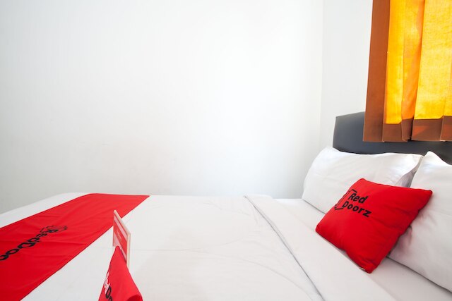 レッドドアーズ プラス ニア ギャラクシー モール