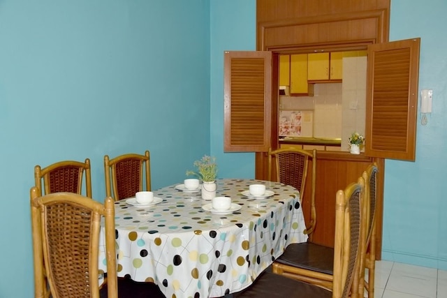 マリーナ コート バイ 80 ズ サバー ホームステイ