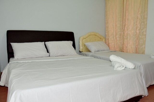 マリーナ コート バイ 80 ズ サバー ホームステイ