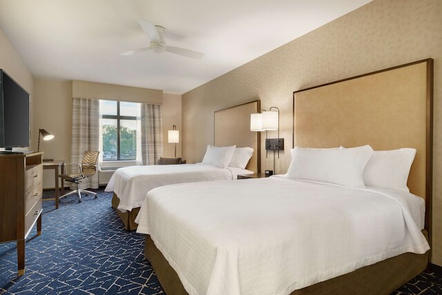 ホームウッド スイーツ バイ ヒルトン アルバニー クロスゲーツ モール ニューヨーク