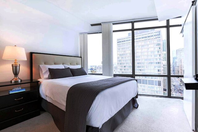 アルチチュード スイーツ ベイ ストリート バイ テリスト グループ