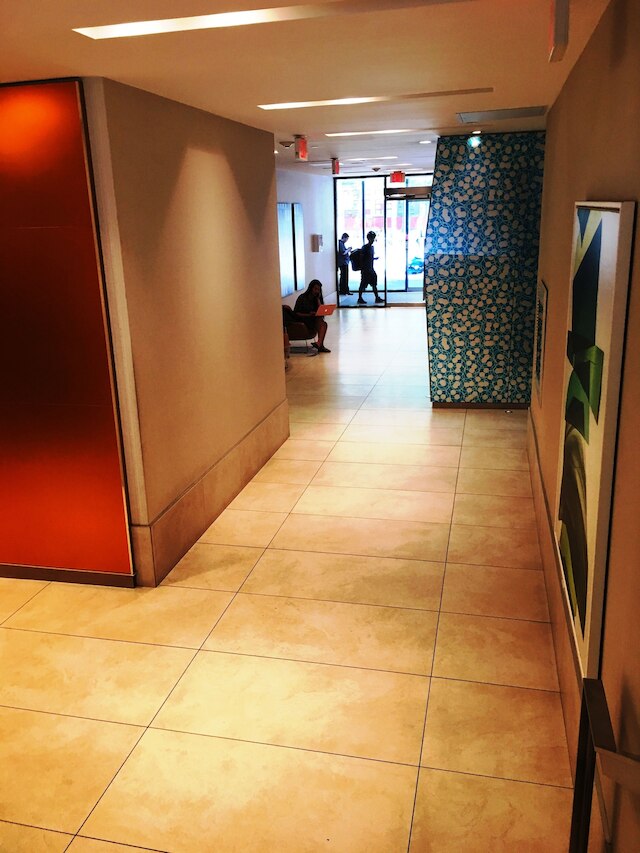 アルチチュード スイーツ ベイ ストリート バイ テリスト グループ