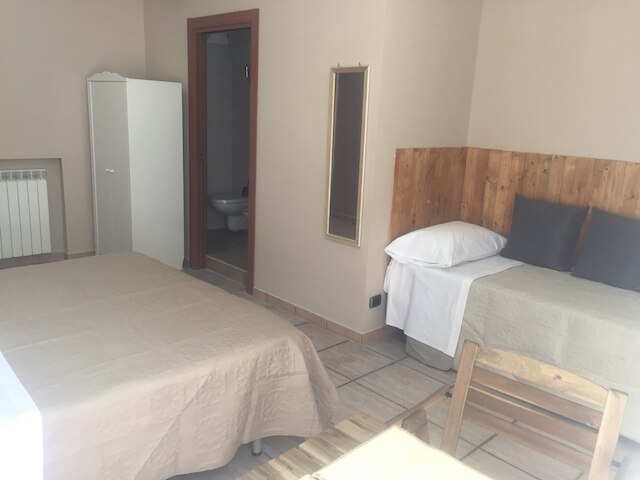 ネイプルズ トゥ リブ