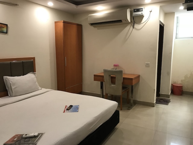 ホテル R コンチネンタル