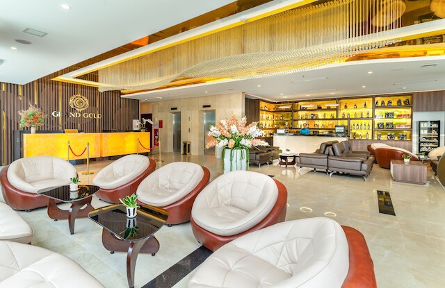 グランド ゴールド ホテル