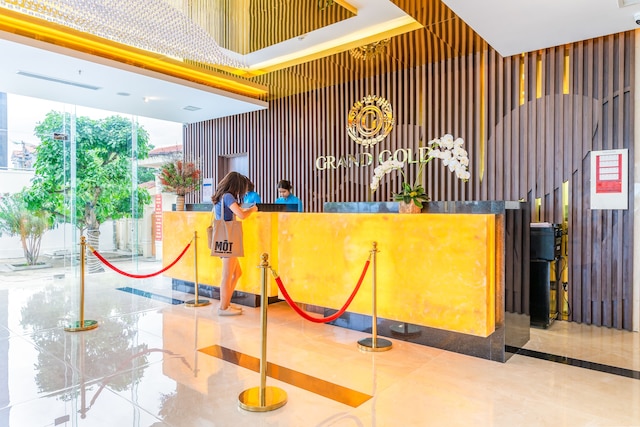 グランド ゴールド ホテル