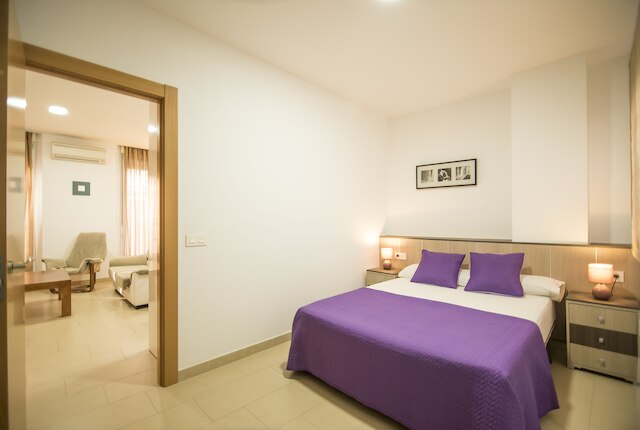 エンジョイグラナダ グラン ヴィア B-A & パーキング オプショナル