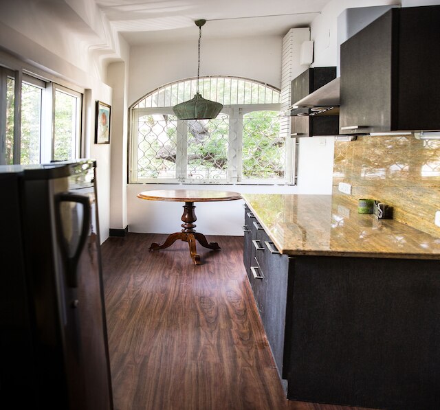 イカヤ アルチナサル ブティック ハウス