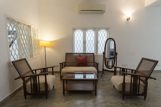 イカヤ アルチナサル ブティック ハウス