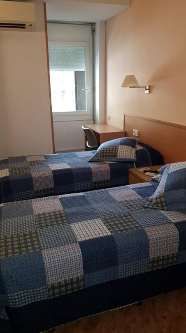 ホスタル リオ デ カストロ バルセロナ