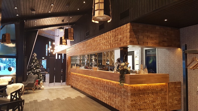 サンタズ イグルー アークティック サークル