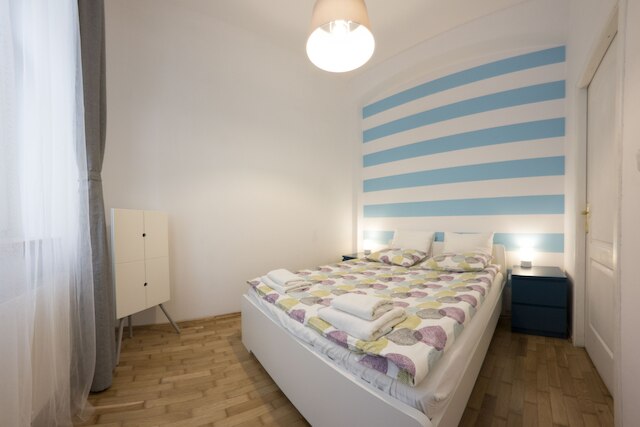 フレッシュ アパートメンツ