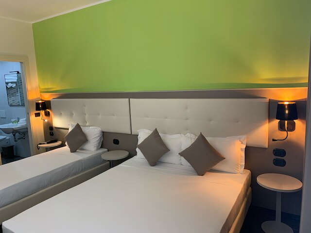 ホテル ストラディバリ