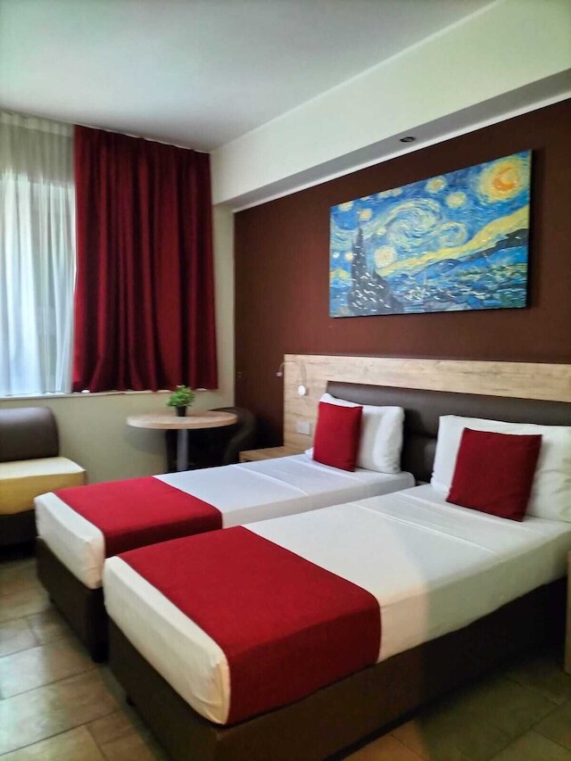 ホテル ストラディバリ