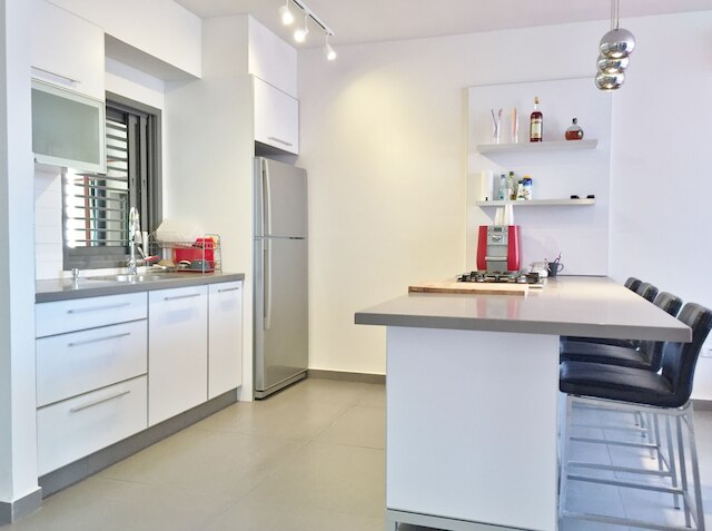 ヒルトン ビーチ スタニング デザイナー 2ベッドルーム アパートメント