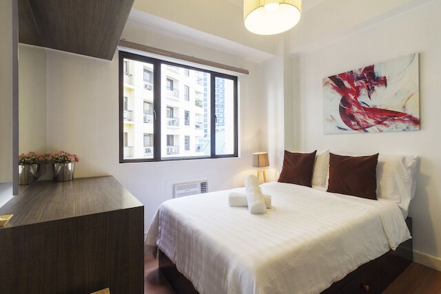 フォーベスウッド ハイツ ニア セント ルークス