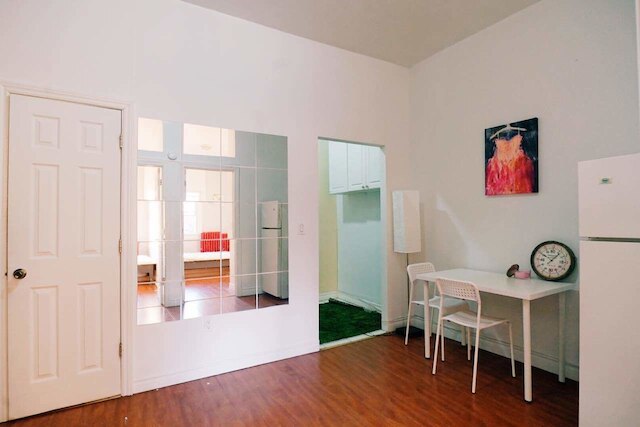 2 ベッドルーム アパートメント ニア ケンジントン マーケット - ユニット 10