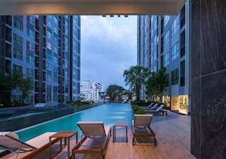 ザ ベース セントラル パタヤ