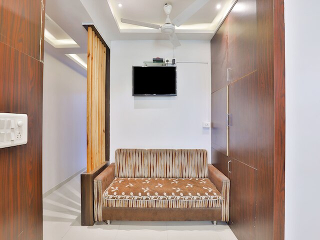 OYO 5476 ホテル サンライズ