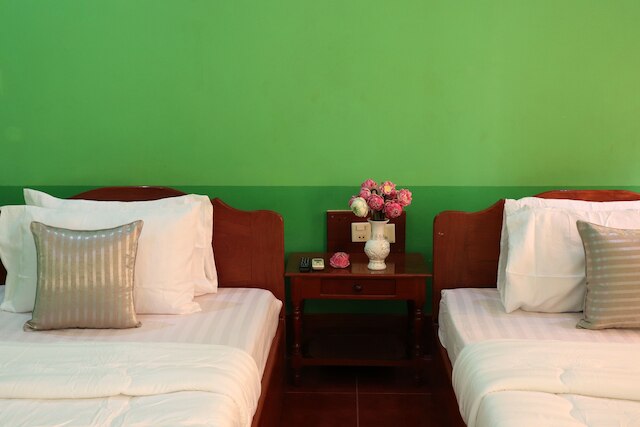 アンコール サングリス ホステル