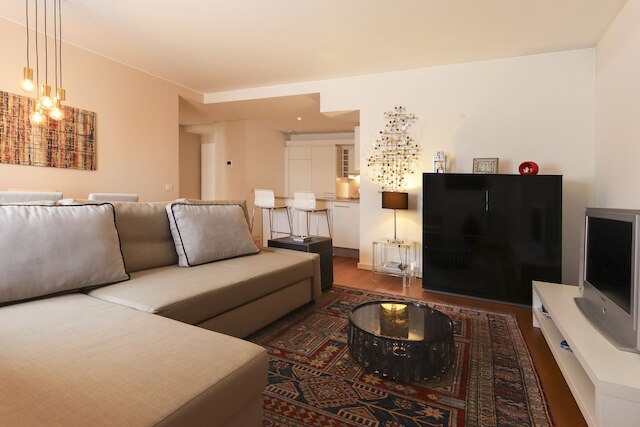 ダウンタウン シアード バイ ホーミング