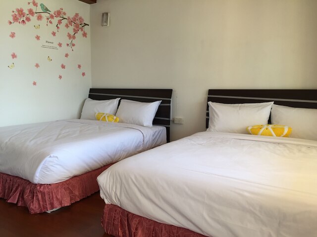 サンライズ 235 (Sunrise235 荘園)