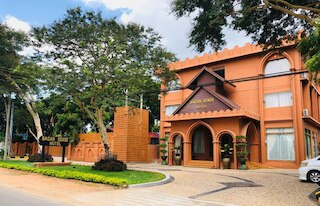 バガン センス ホテル