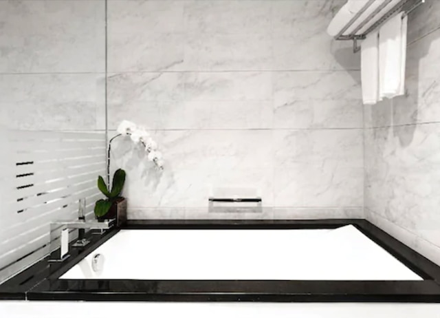 ルネッサンス ビジネス ベイ ホテル、ドバイ