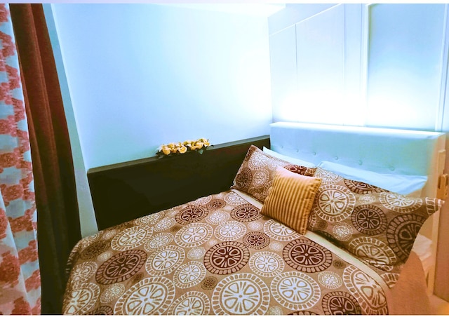 グラス レジデンス SM ノース MRT NLEX ケソンシティ