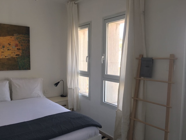 TLV スイーツ トリプレックス ペントハウス ウィズ プール