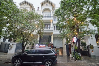 ビン ビン ホテル 2 - ニア ヒム ラム D7