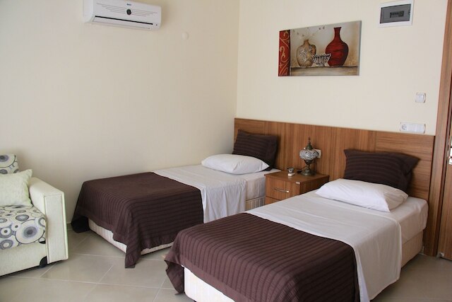 ヤカモス ホテル