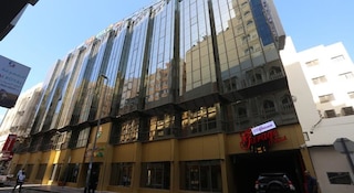 サン アンド サンズ プラザ ホテル