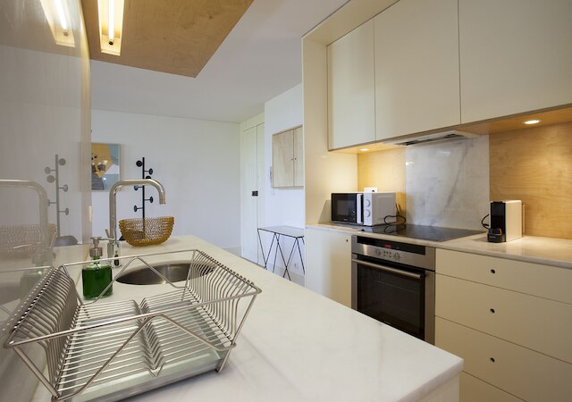 リビング イン ポルト セントラル シークレット バルコニー