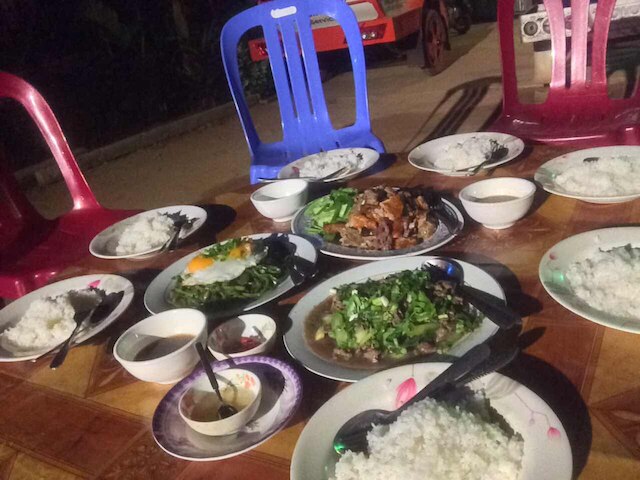 オーセンティック カンボデアン アンコール コテージ