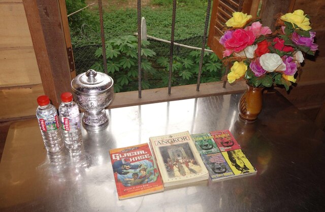 オーセンティック カンボデアン アンコール コテージ