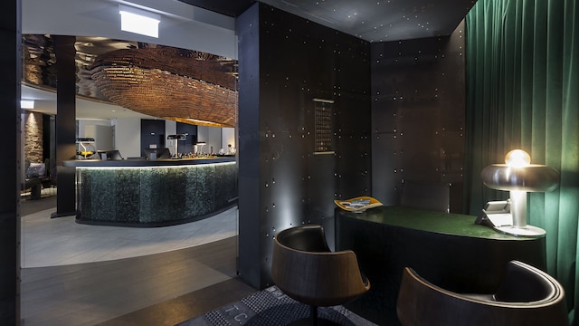 ポルト ロイヤル ブリッジズ ホテル