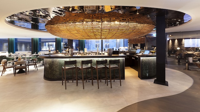 ポルト ロイヤル ブリッジズ ホテル