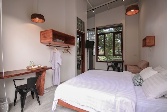 サリーナ ホテル & ヴィラ