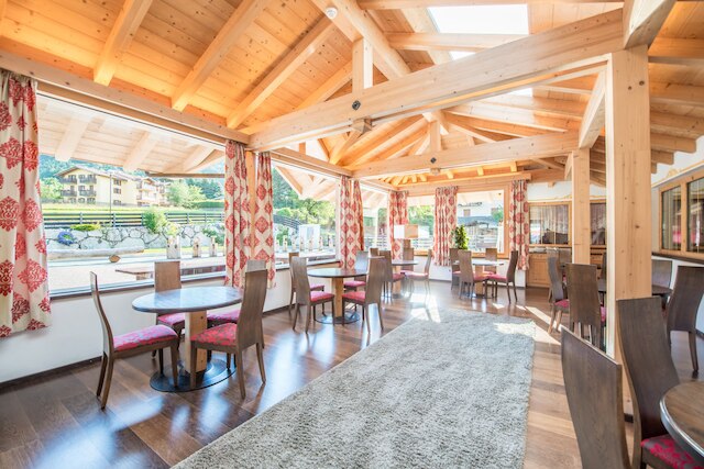 ホテル アルペンローズ