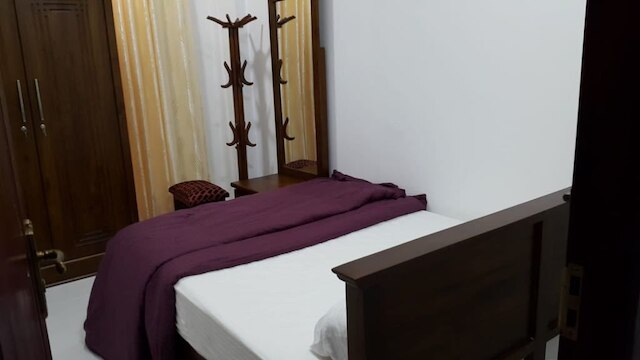 サラ ラグジュアリー アパートメント