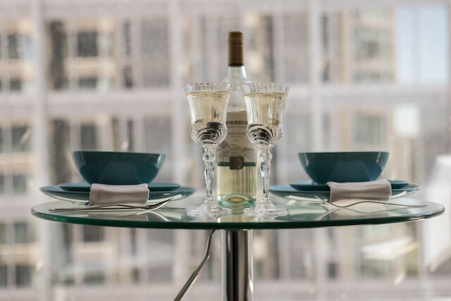 クイックステイ ヨークビル コンド - ヨンジ & ブロア